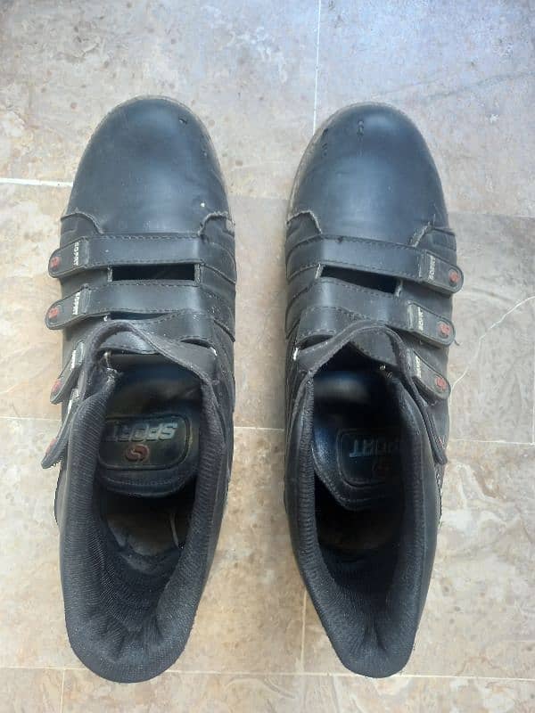 Men's Casual Shoes,  Slightly used 3