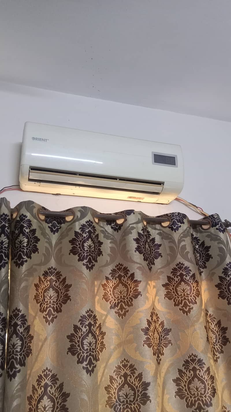 Orient 1 ton ac for sale 0