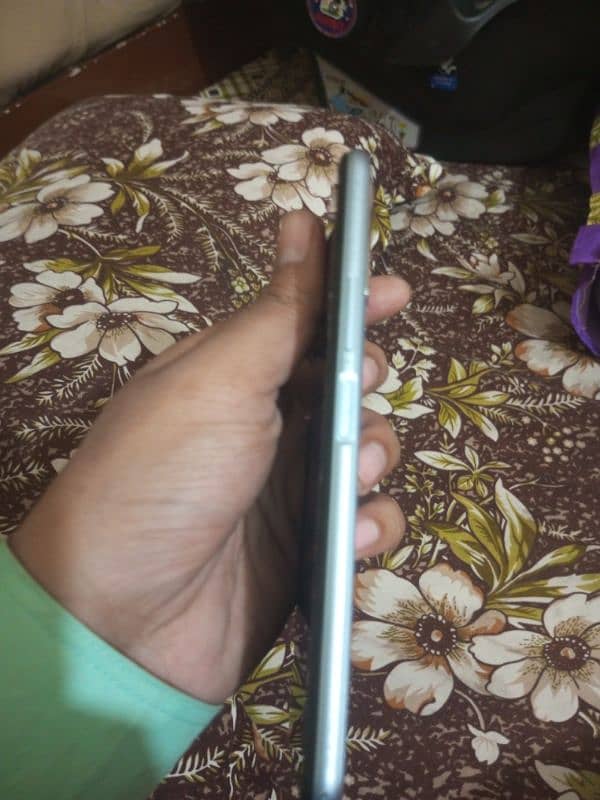 vivo mobile y20 dabba charger nahi hai all okay 4