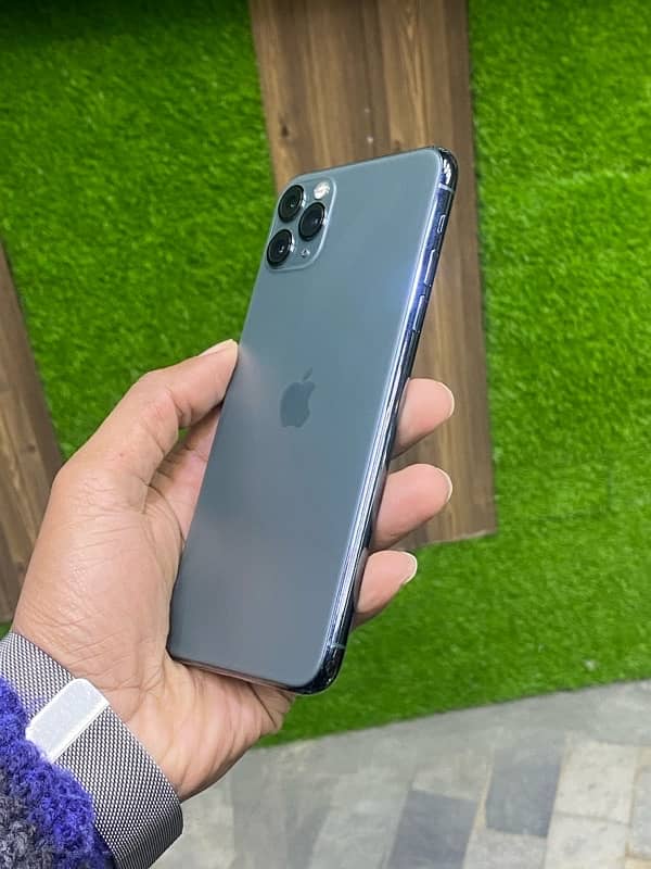 iphone 11 pro max 1