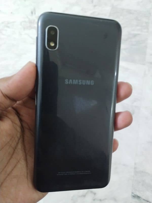 Samsung Galaxy A10e 3