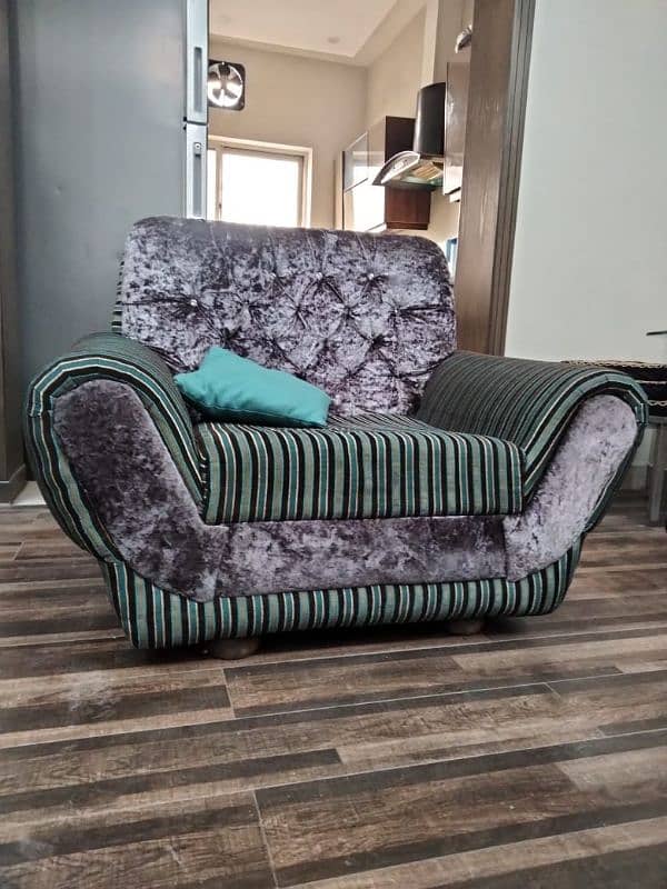 7 seater sofa set 0