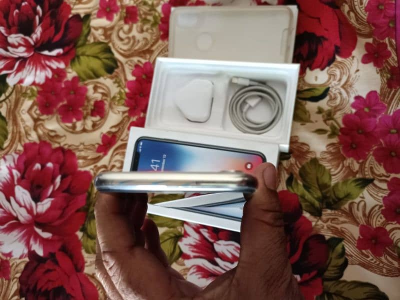 i phone x 64 gb pta approved connect 0326/2323/110 0