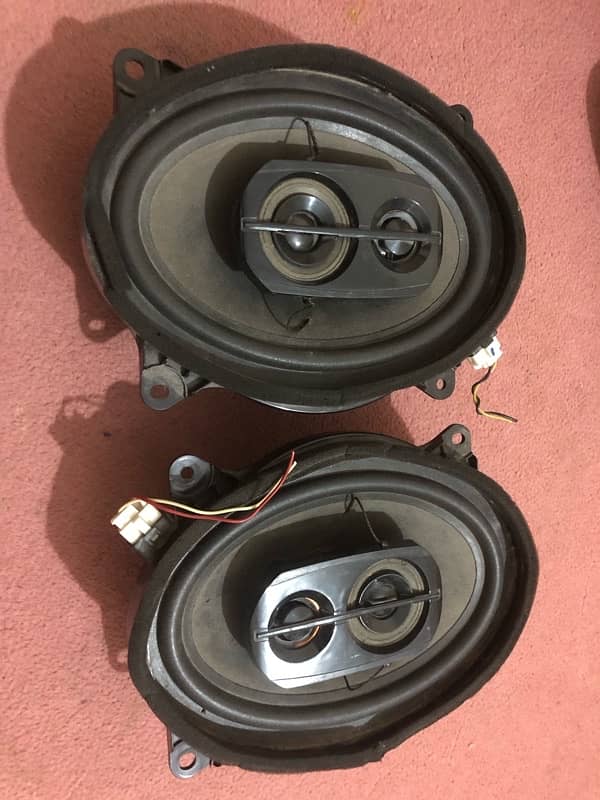 Amplifier Speakers 2