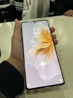 Vivo V30e