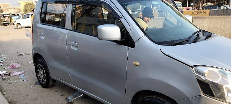 Suzuki Wagon R 2017 3