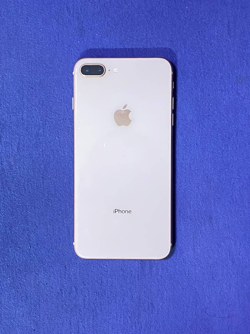 Apple iPhone 8 Plus 1