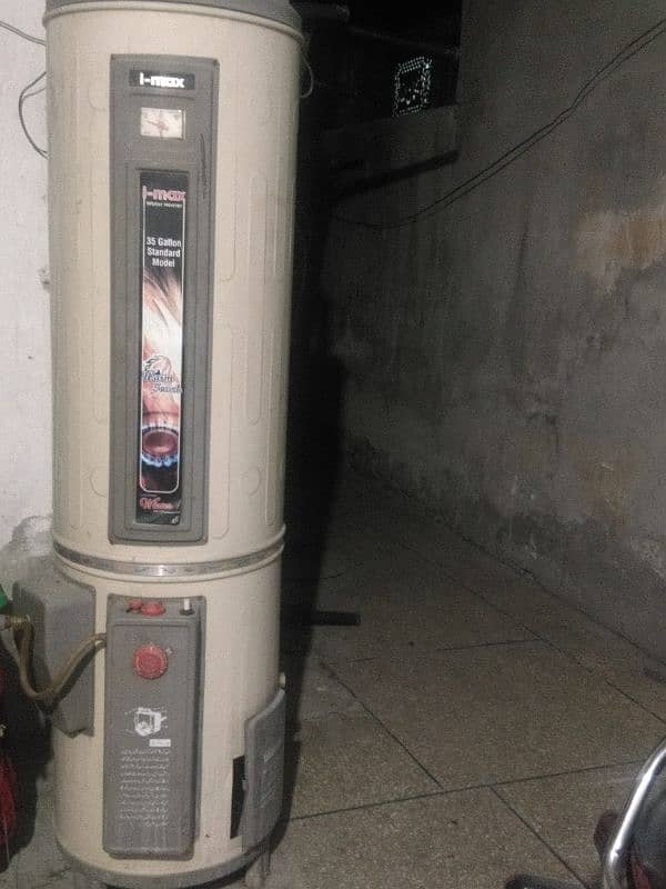 good condition geyser for sale 0