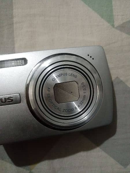 Olympus Micro 820 0