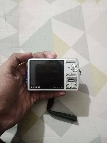 Olympus Micro 820 3