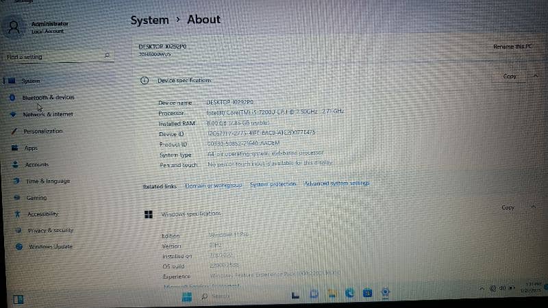 Lenovo x1 carbon i5 7th generation 8gb ram 256gb ssd 10