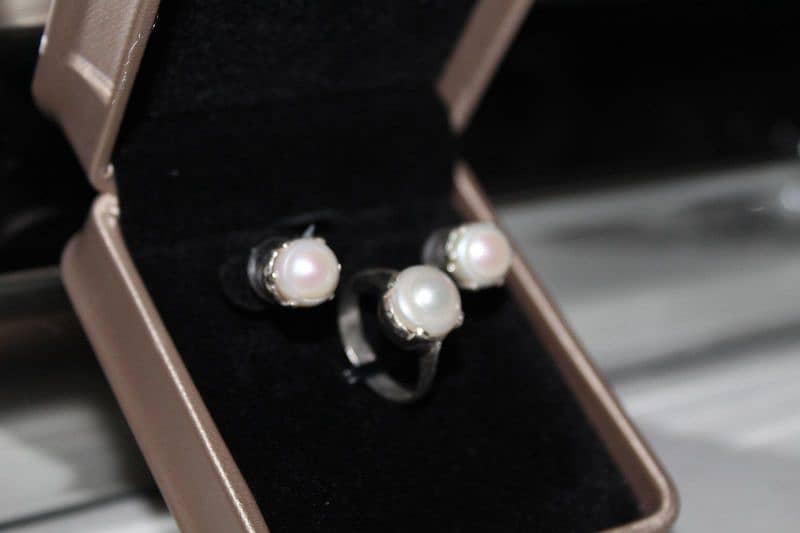 original pearl ring and tops 3