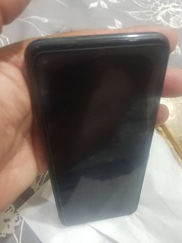 infinix hot 10   6/128 lush condition for urgent sale 2