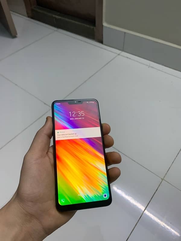 LG G7 Fit 1