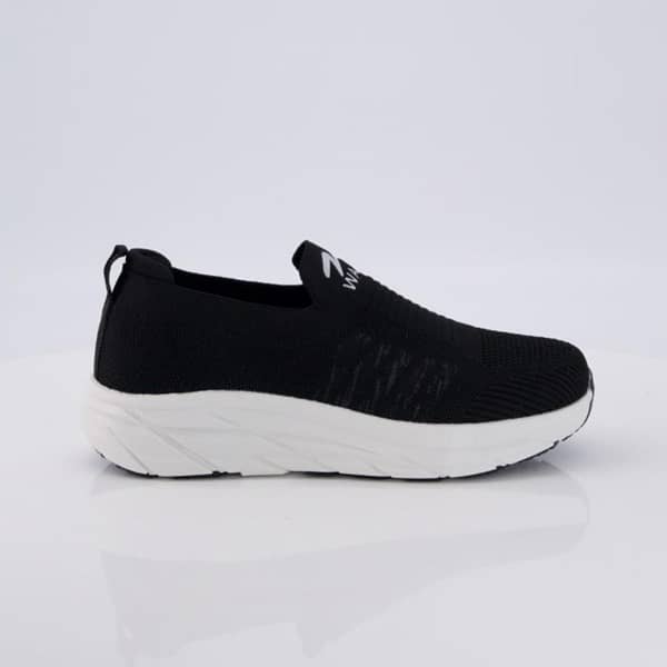 Black Camel Super Skechers 1