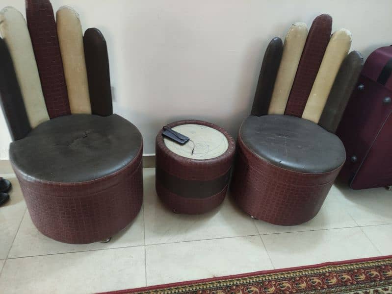 Coffee Table & Chairs, Table, Tea Trolly 1