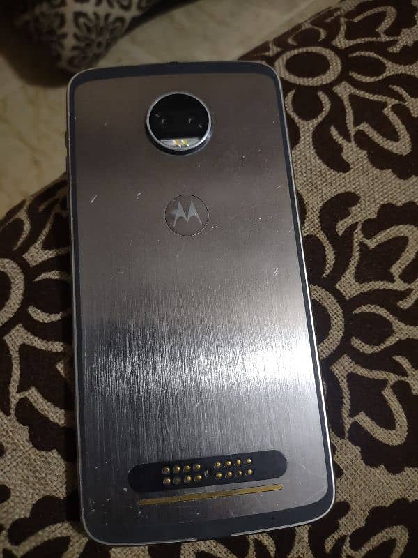 Motorola z2 Force 0