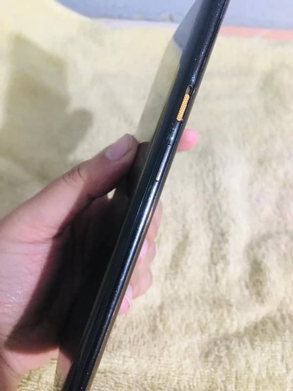 urgent sale one plus 7t pro mcleren 3