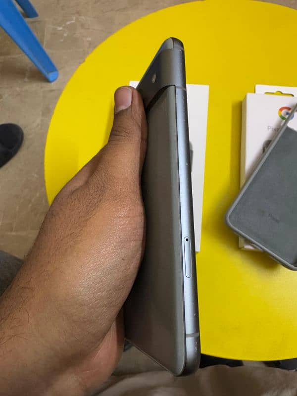 Google pixel 8 For sale 4