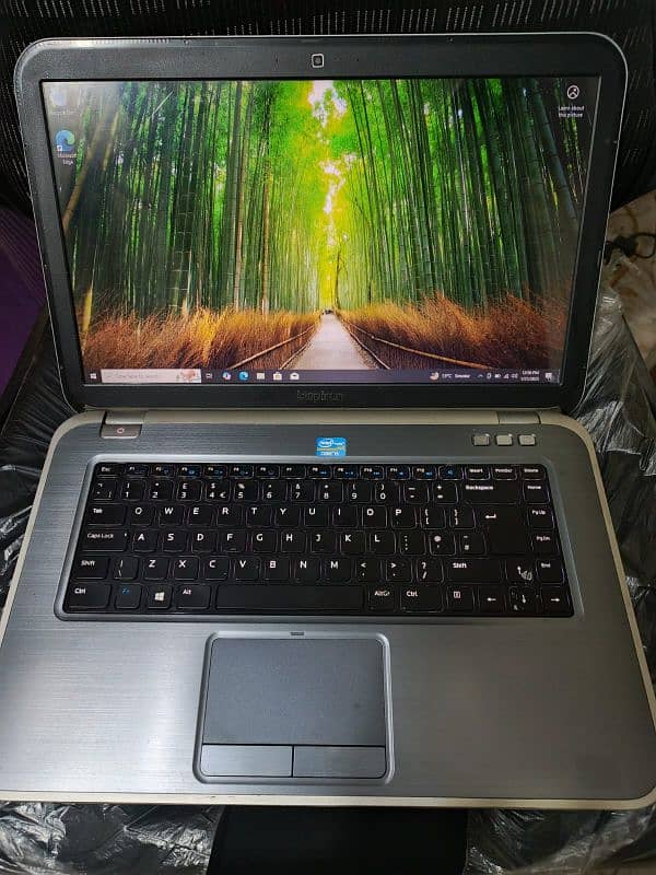 Dell Laptop Good Condition 1