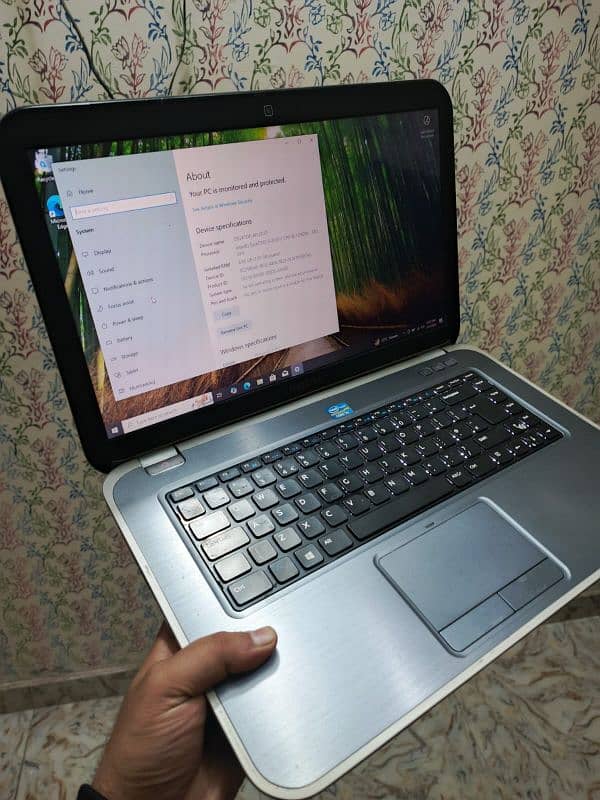 Dell Laptop Good Condition 3