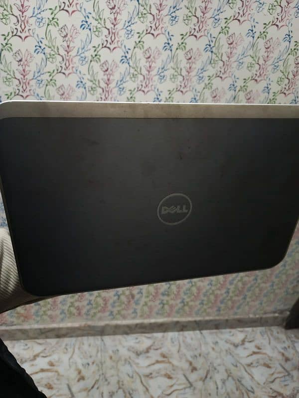 Dell Laptop Good Condition 5