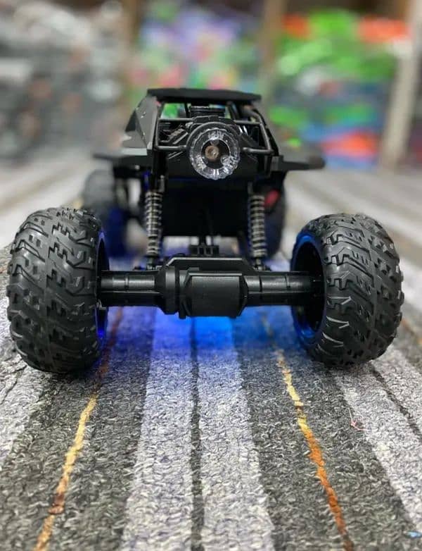 Remote Control Car 4x4 RC Off Road Car (Box Pack) brand new 5