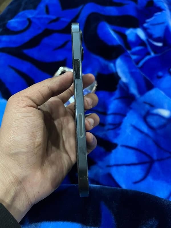 iPhone 12 Pro Max 128GB JV/Non PTA 3