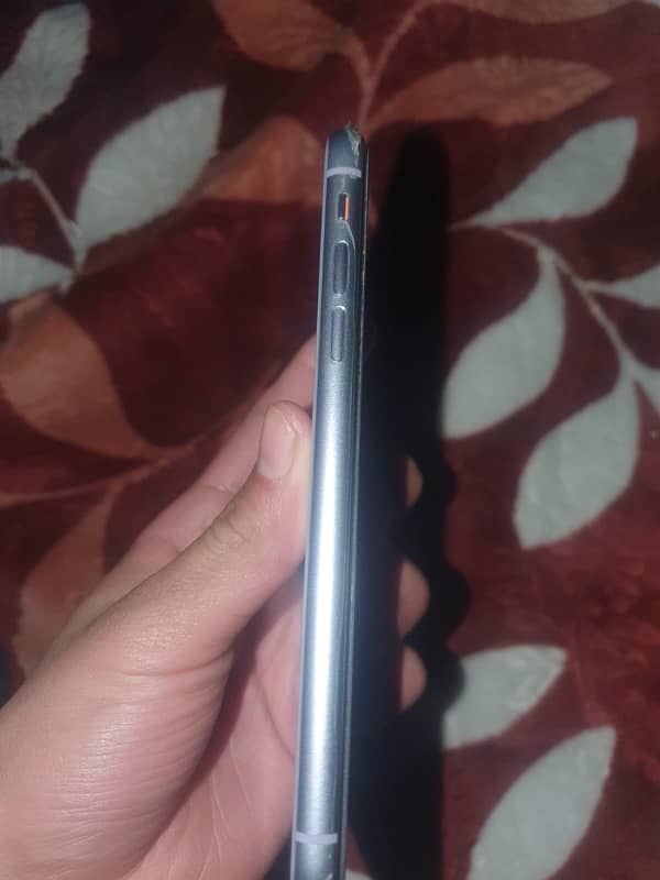 IPhone 11 non pta factory unlocked 9