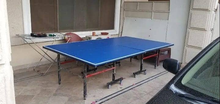 SNOOKER TABLE / BILLIARDS / SNOOKER CUSE / TENNIS TABLE / 8 POOL BALLS 16