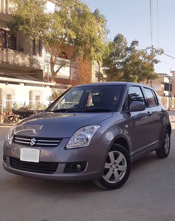 Suzuki Swift DLX Navigation, 1.3 Manual (2021) 1