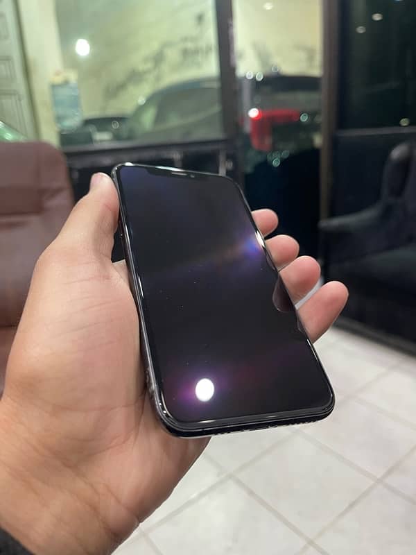 iphone xs 256gb Pta Approved black 1