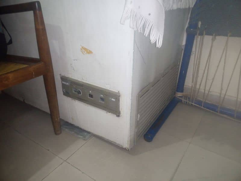 single Door Freezer 12