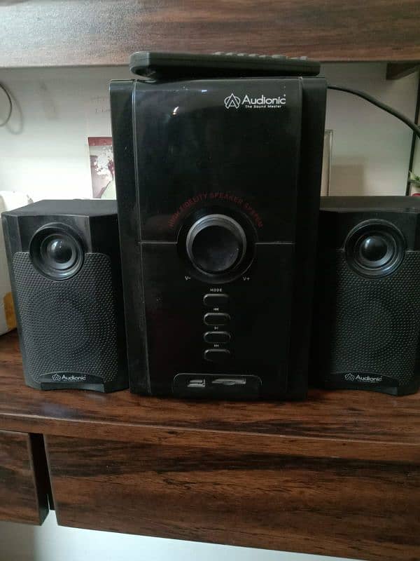 Audionic boofers 1