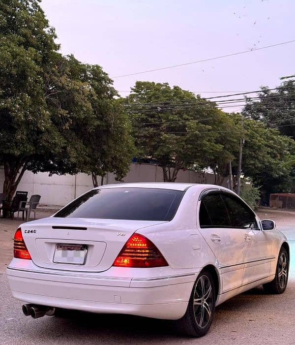 Mercedes C Class 2001 c240 18