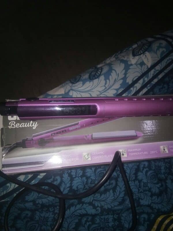 Geepas Hair straightner 1