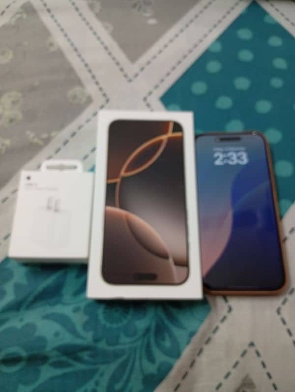 iPhone 16 pro max LLA Non PTA 256 GB Desert TItanium 3