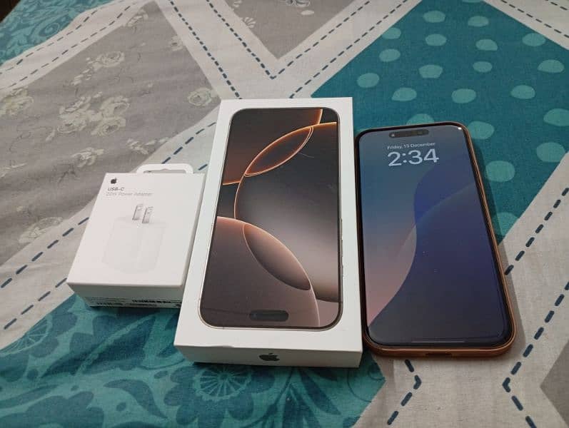 iPhone 16 pro max LLA Non PTA 256 GB Desert TItanium 4