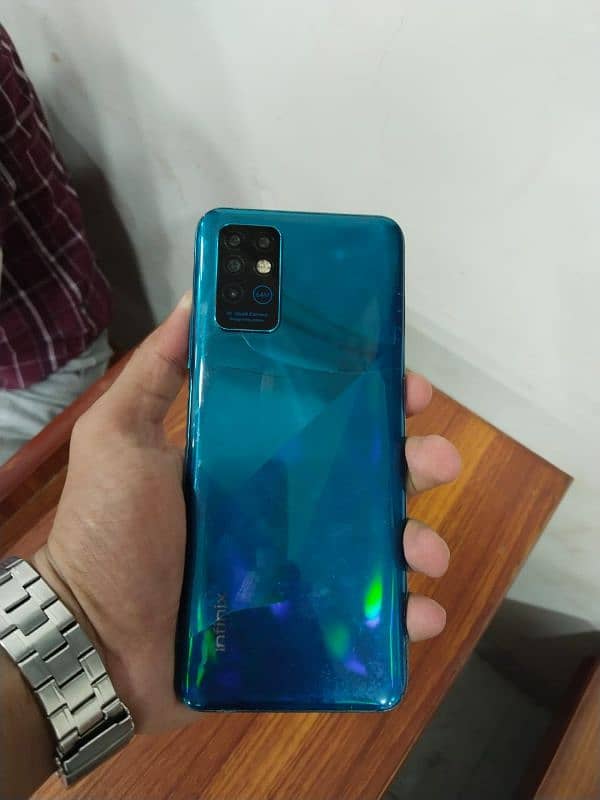 infinix note 8 for sale with front flash ,64 MP camera ,6/128 4