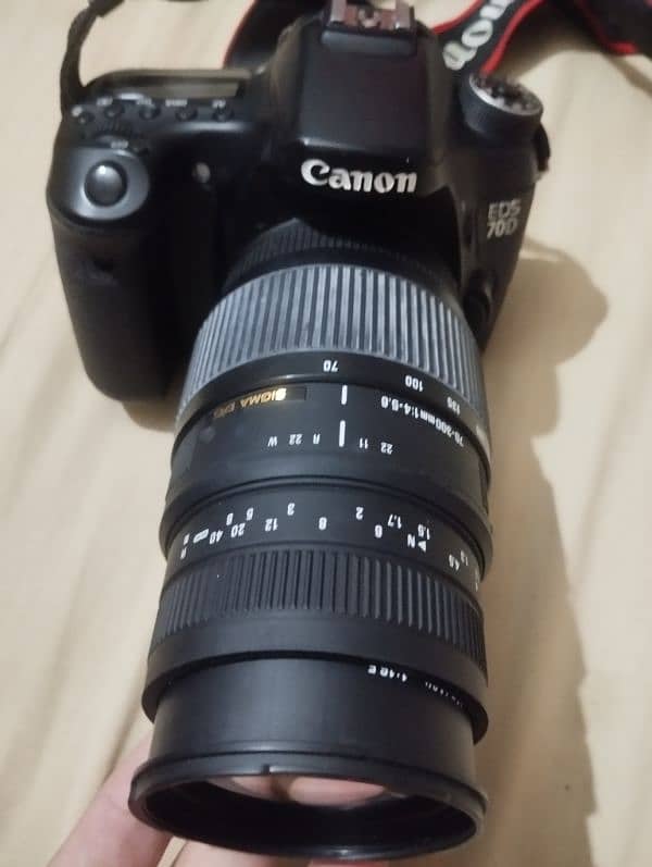 CANON EOS 70D 1