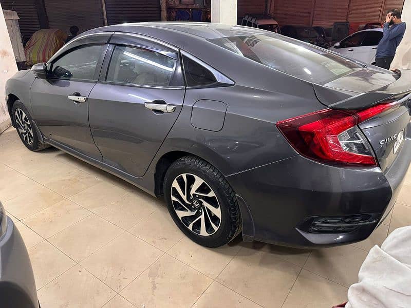 Honda Civic Oriel 2016 5