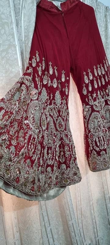 Barat Bridal Dress(mehroon colour)/2-3 hours used only 6