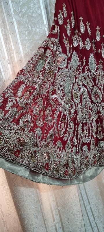 Barat Bridal Dress(mehroon colour)/2-3 hours used only 7