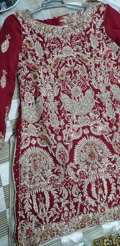 Barat Bridal Dress(mehroon colour)/2-3 hours used only 9