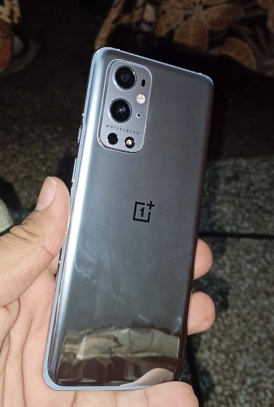 OnePlus 9 Pro  (One plus 12+12/256 10/10 Condition ) 5