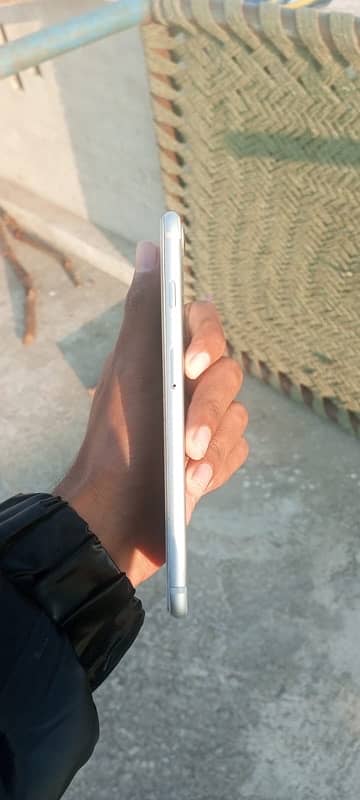 iPhone 7plus  condition 10/8 1