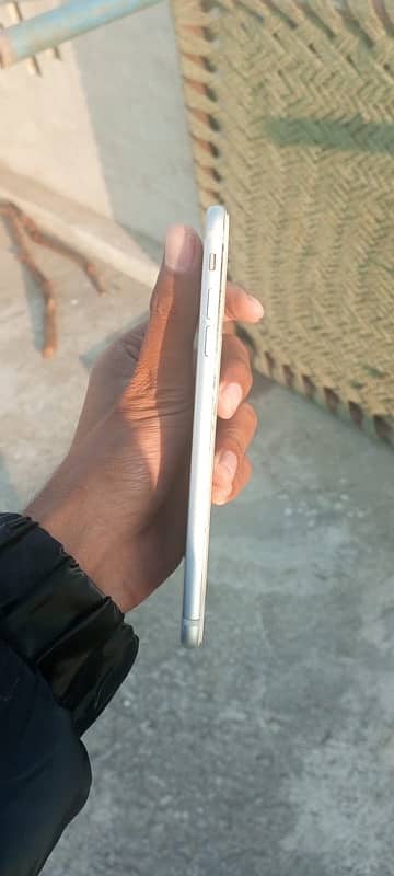 iPhone 7plus  condition 10/8 4