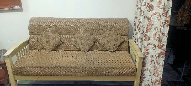 5 seater sofa tal wood 3