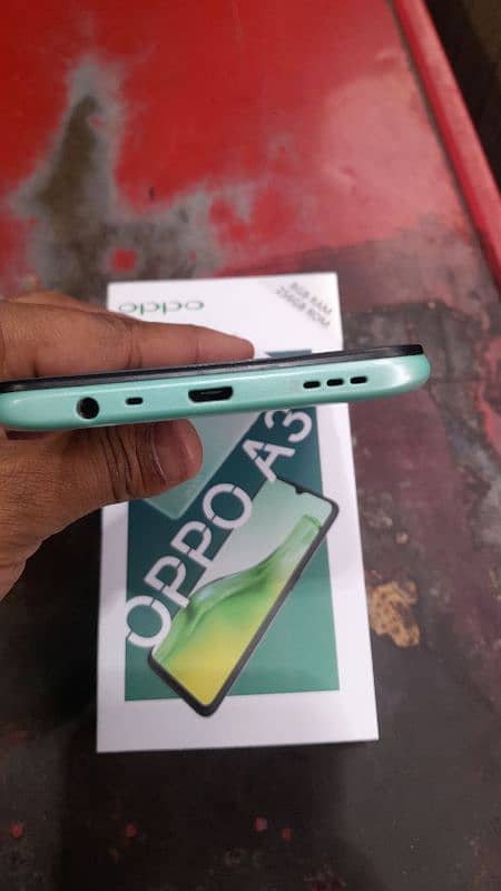 oppo A-31  Mobile 8/256 with box and charger 8