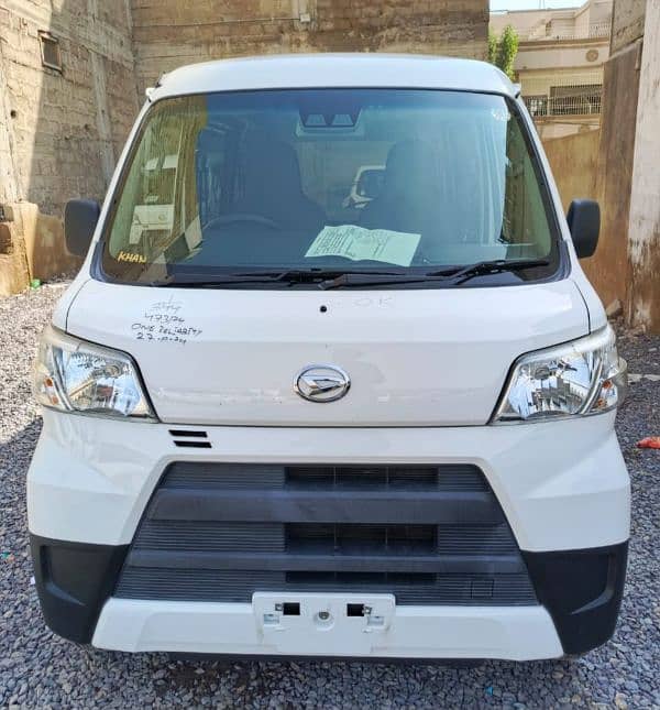 Daihatsu Hijet 2019 4